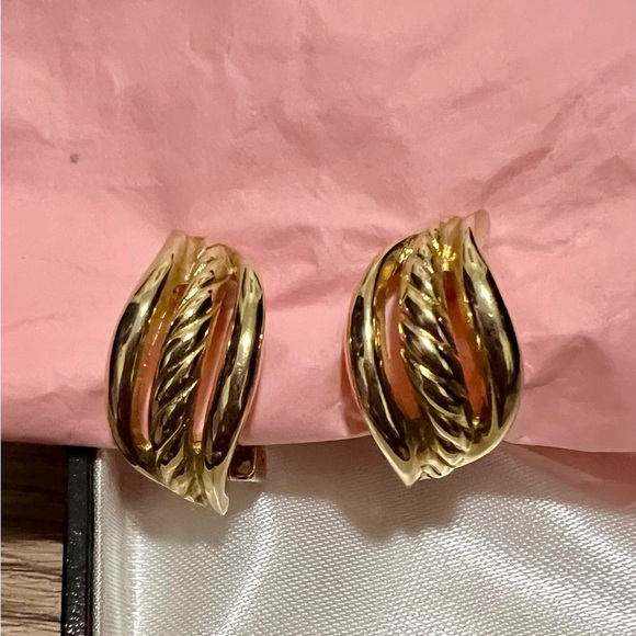 Dior Gold Earrings - Picture 4 of 5